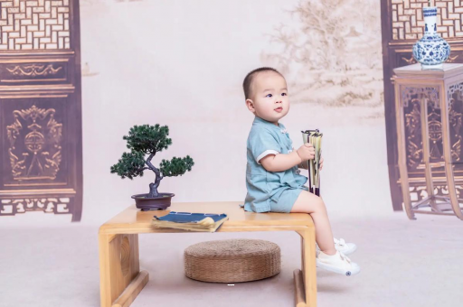 象山蜡笔小新美伢怀孕